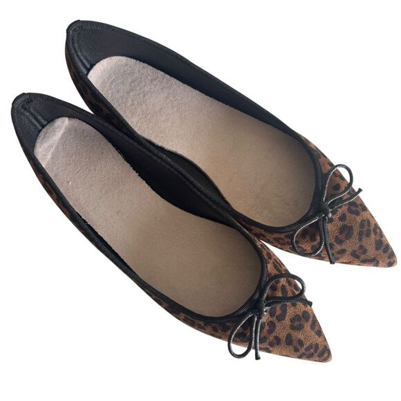 Leopard Pointy Toe Ballet Flats With Bows - Picture 7 of 9